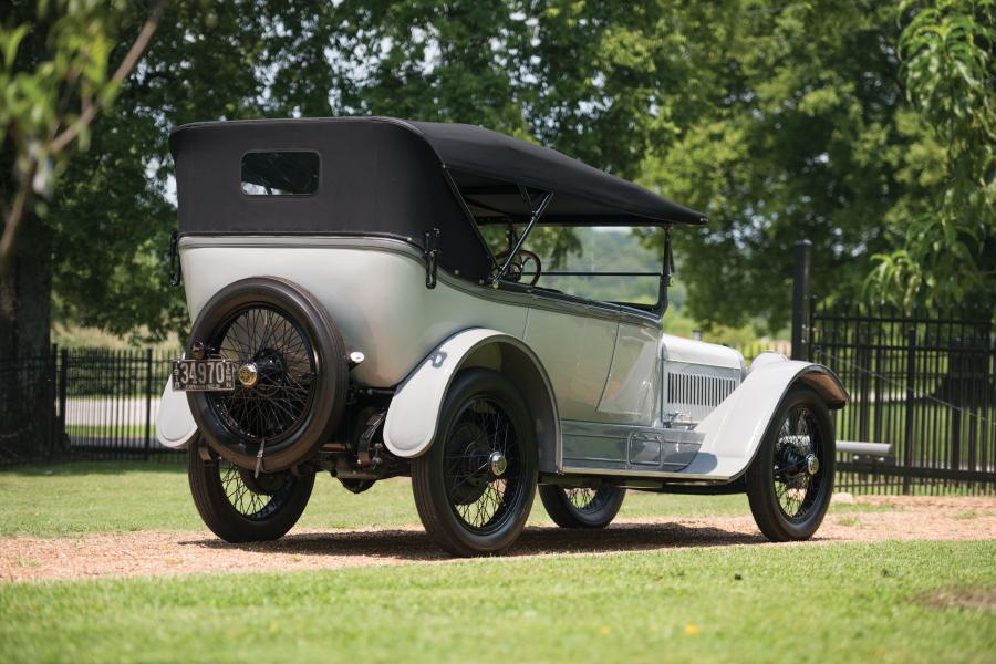  Winton Model 33 7-Passenger Touring (22A) 1916 года  (фото 2 из 10)
